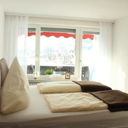 Апартаменты Fewo Angela - Haus Rindalphorn Оберштауфен Экстерьер фото